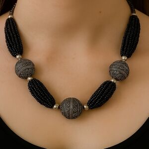 Chic Black and Silver Beaded Necklace 18 Inch